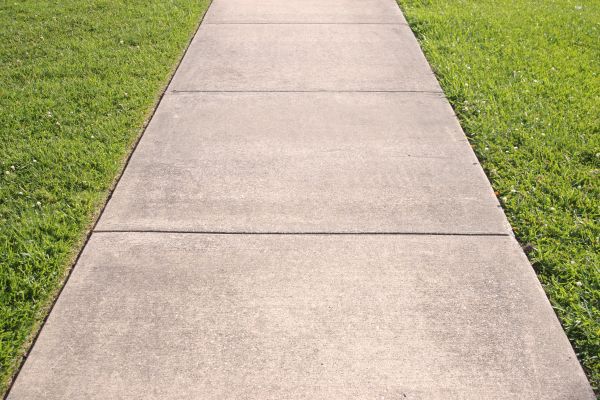 Cement Sidewalk Replacement in Lake Stevens