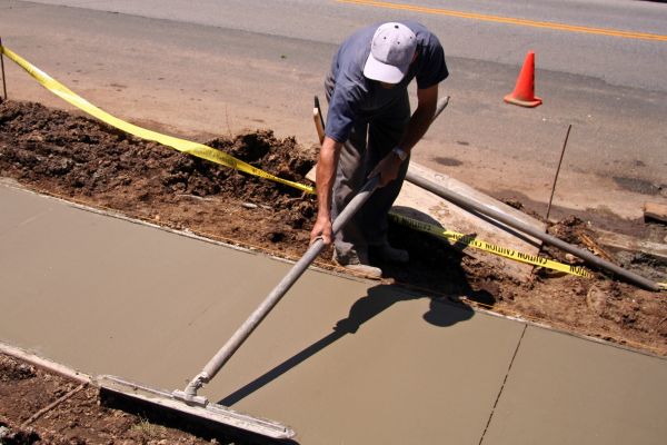 Sidewalk Cementing in Lake Stevens
