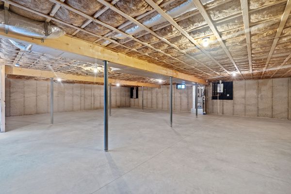 Basement Floor Installation in Lake Stevens