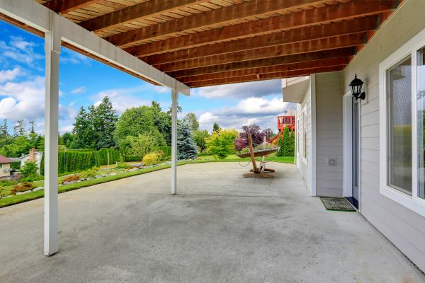 Backyard Concrete Installation in Lake Stevens