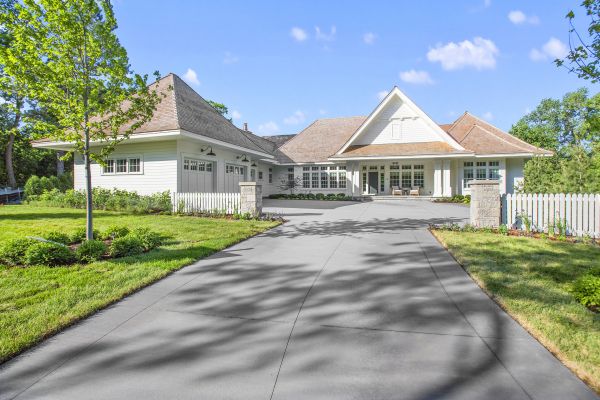 Cost of Driveway Concreting in Lake Stevens