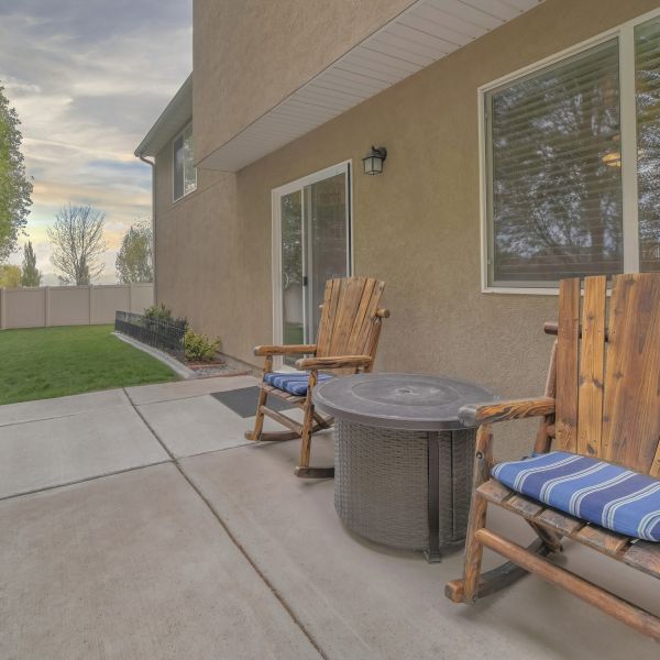 Backyard Slab Construction in Lake Stevens