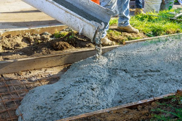 Driveway Concrete Pouring in Lake Stevens