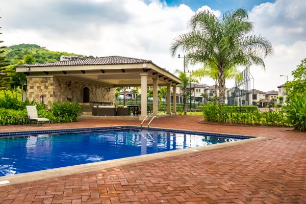 Pool Area Enlargement in Lake Stevens