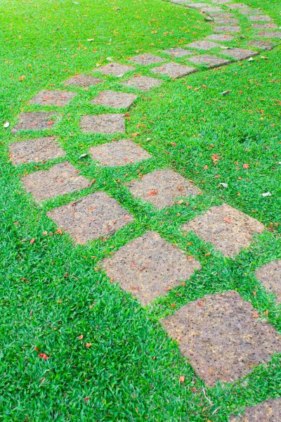 Backyard Pathway Construction in Lake Stevens
